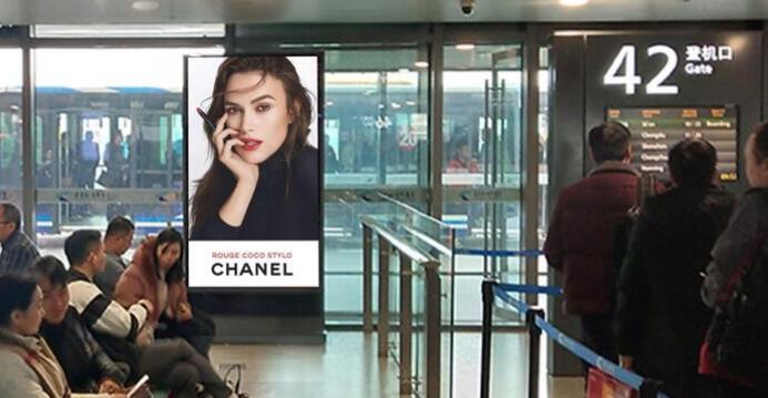 南京機(jī)場(chǎng)登機(jī)口廣告